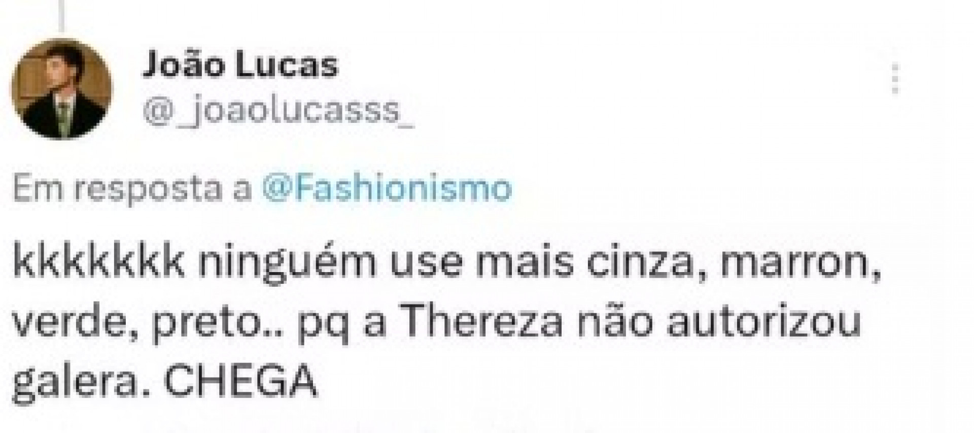 João Lucas ironizou opinião de influenciadora sobre desfile da grife da mulher  - Reprodução / X