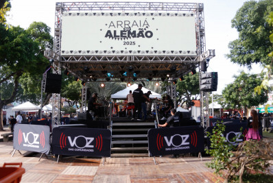 Arraiá do Alemão agita público com danças, músicas e comidas na Praça de Inhaúma