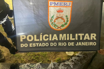 Polícia apreende drogas em ponto de tráfico no Itajuru em Cabo Frio