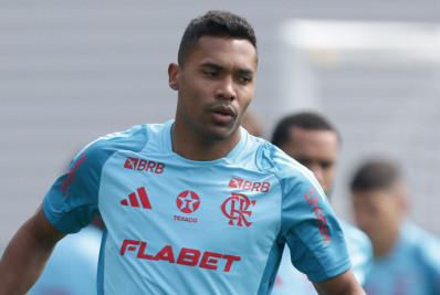 Alex Sandro está fora da estreia do Flamengo no Mundial de Clubes