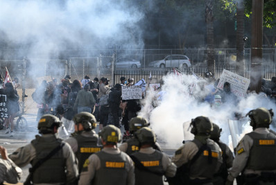 EUA: Protestos contra Trump em Los Angeles terminam em caos