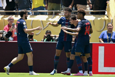 Atual campeão europeu, PSG goleia Atlético de Madrid na estreia no Mundial
