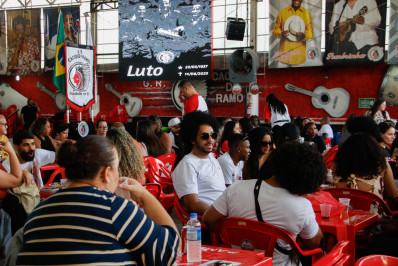 Homenagens a Bira Presidente marcam Feijoada do Cacique de Ramos deste domingo