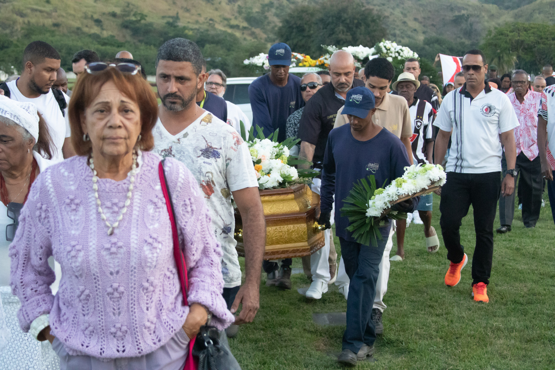 Enterro de Bira Presidente, fundador do Cacique de Ramos, nesta segunda-feira (16) - &Eacute;rica Martin/Ag&ecirc;ncia O Dia 