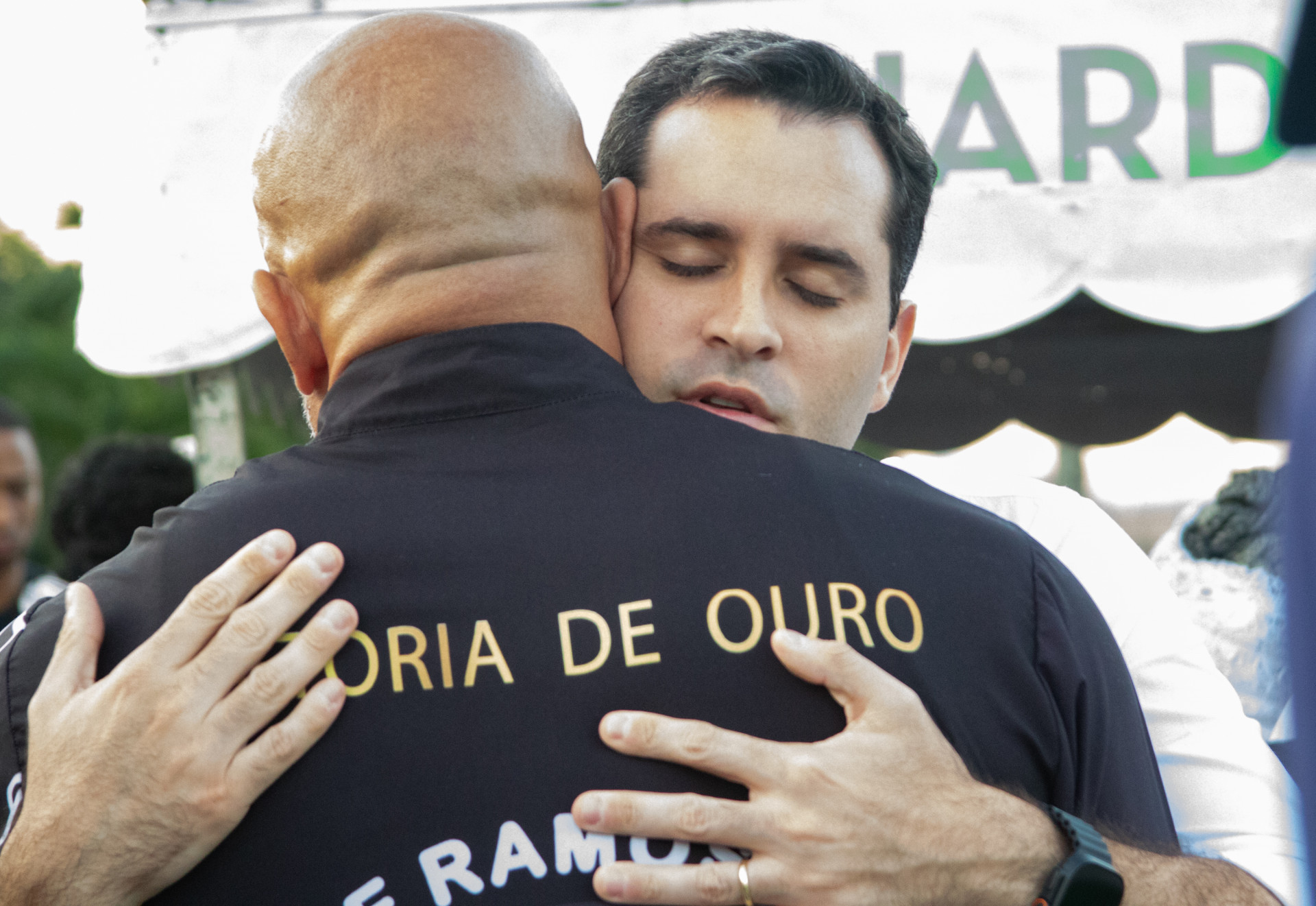 Enterro de Bira Presidente, fundador do Cacique de Ramos, nesta segunda-feira (16) - &Eacute;rica Martin/Ag&ecirc;ncia O Dia 