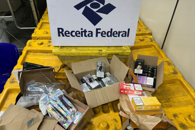 Receita Federal apreende encomendas com cigarros eletrônicos e LSD avaliadas em R$ 30 mil