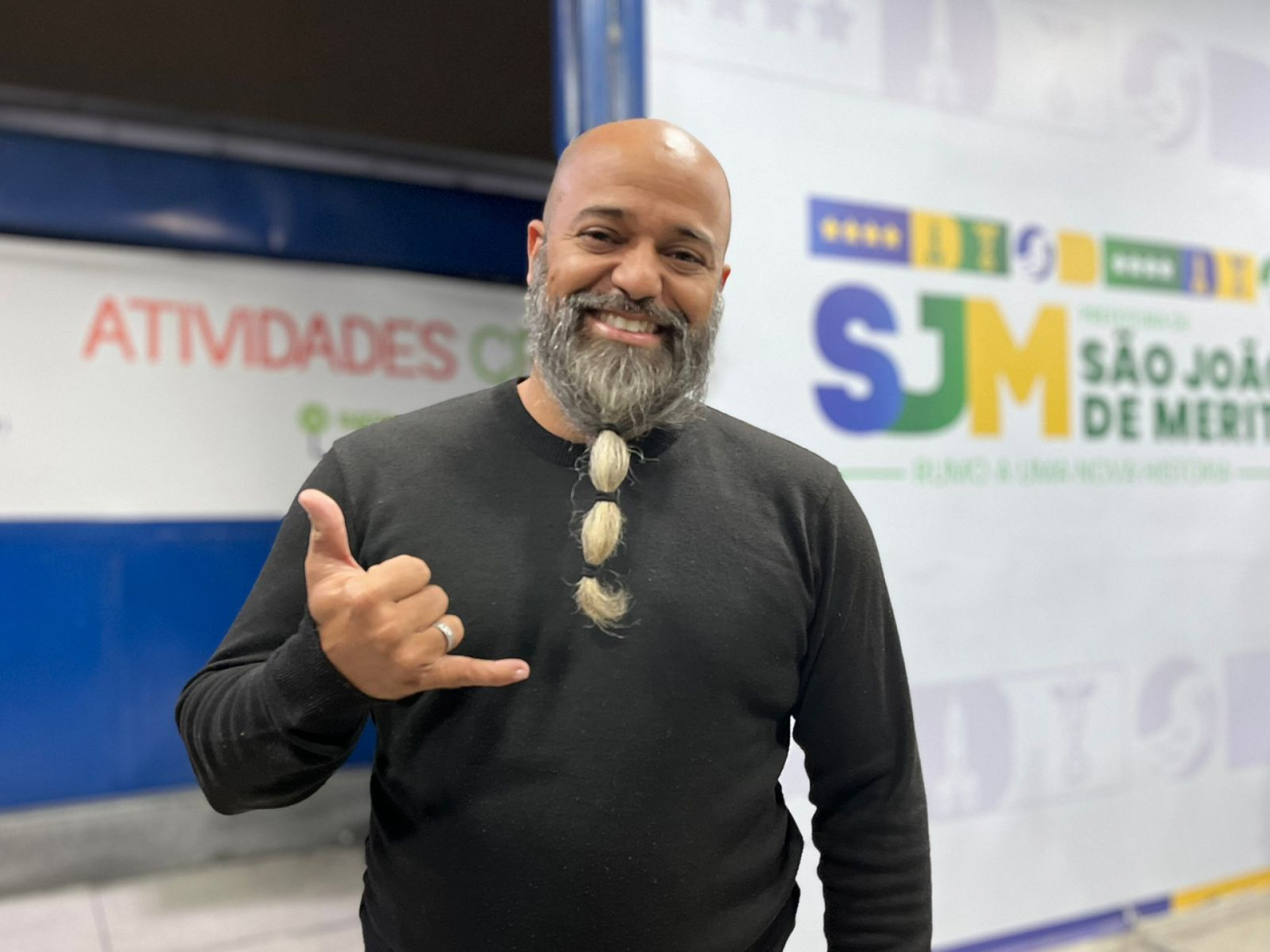 O marcador de quadrilha junina, Douglas Amaral, comentou que &eacute; um momento importante para abordar as demandas da pol&iacute;tica nacional  - Elias Nic&aacute;cio/ PMSJM