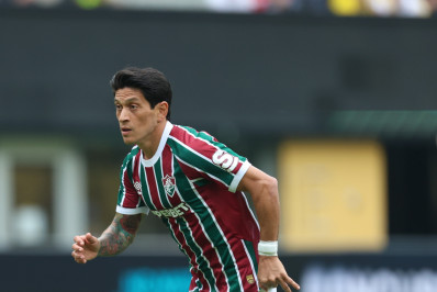 Cano lamenta chances perdidas pelo Fluminense contra o Borussia: 'Controlamos a partida toda'