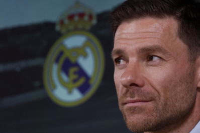 Xabi Alonso confirma que Mbappé é dúvida para estreia do Real Madrid no Mundial
