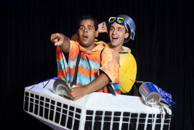 Teatro GayLussac apresenta Uma Viagem até a Lua