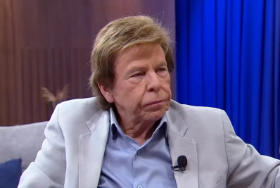 Nelson Rubens é tirado do ar pela RedeTV! após denúncias de assédio