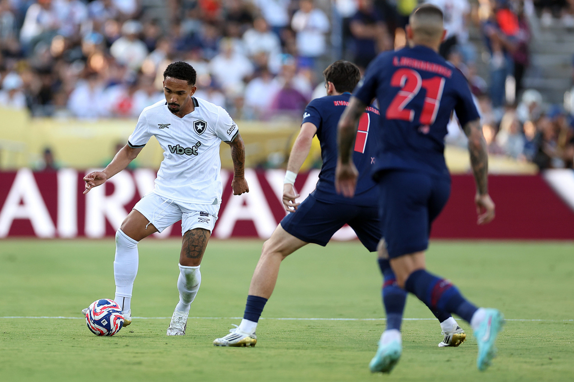 Botafogo enfrentou o PSG, nesta quinta-feira (19), no Rose Bowl, em Pasadena, pela 2ª rodada da fase de grupos do Mundial de Clubes - Vitor Silva/Botafogo