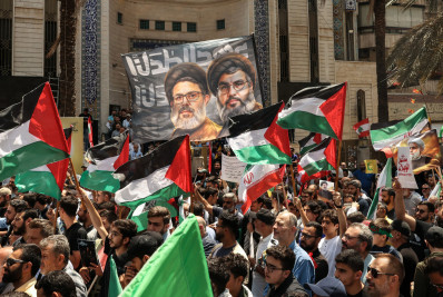 Milhares de pessoas protestam em Teerã contra Israel