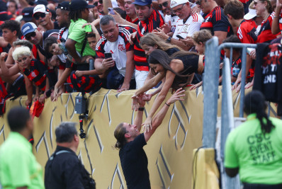Filipe Luís admite surpresa com europeus e exalta resiliência do Flamengo