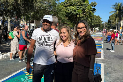 Araruama tem momento histórico com o segundo maior Tapete de Sal do Estado