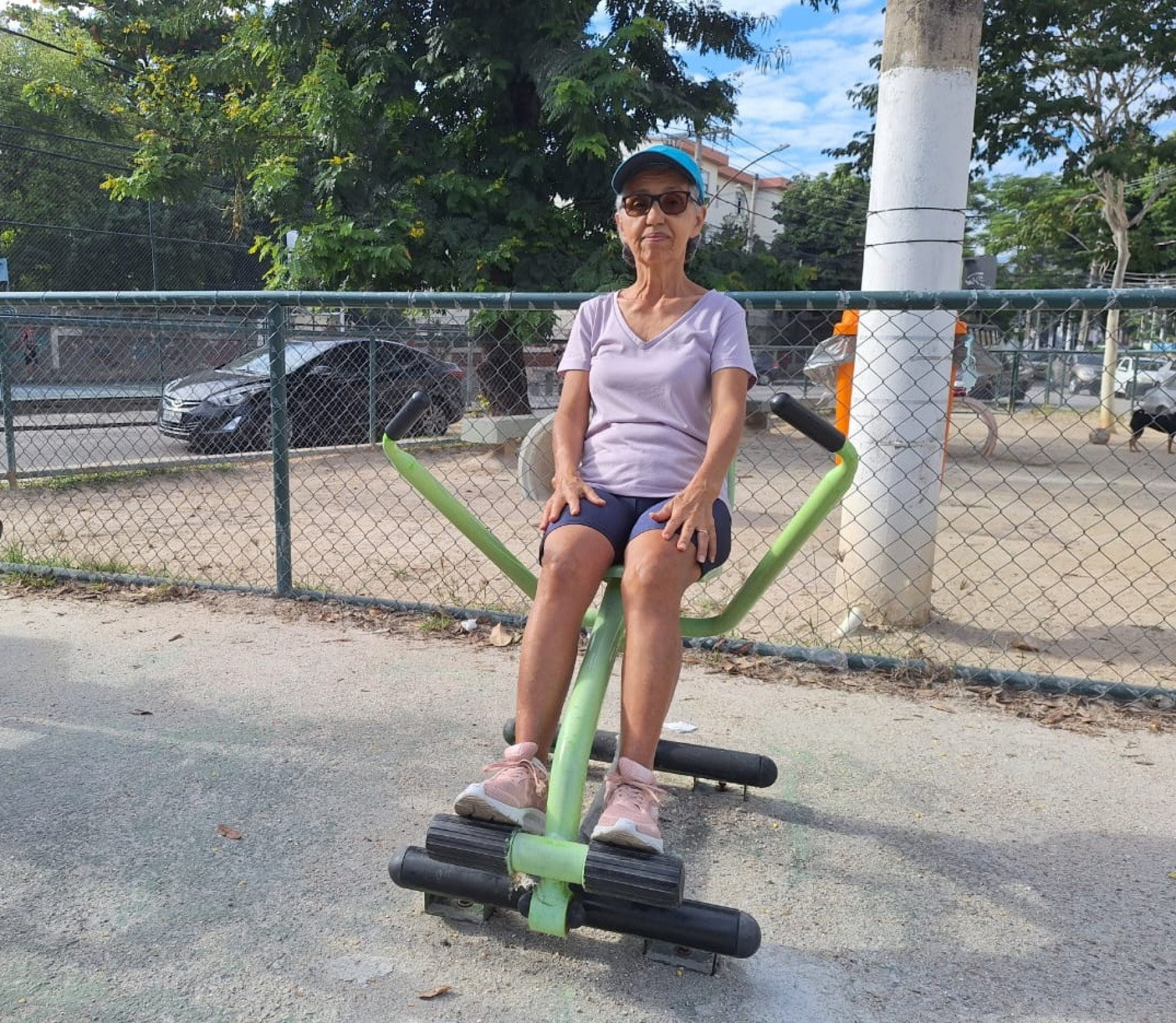 A dona de casa Maria de Lourdes Quintana, natural de Nova Friburgo e vivendo no Rio há quase 60 anos - Luiz Maurício Monteiro/Agência O Dia