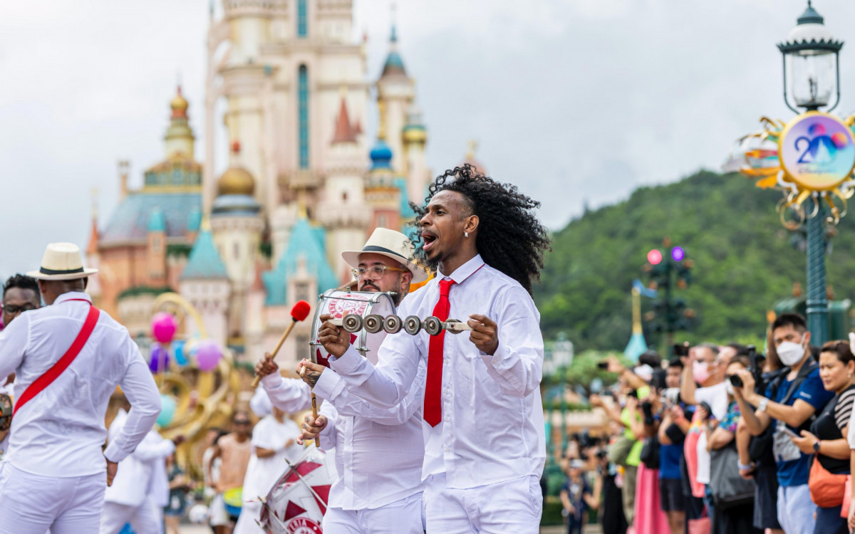 Apresentação histórica da Unidos de Padre Miguel na Disney de Hong Kong
