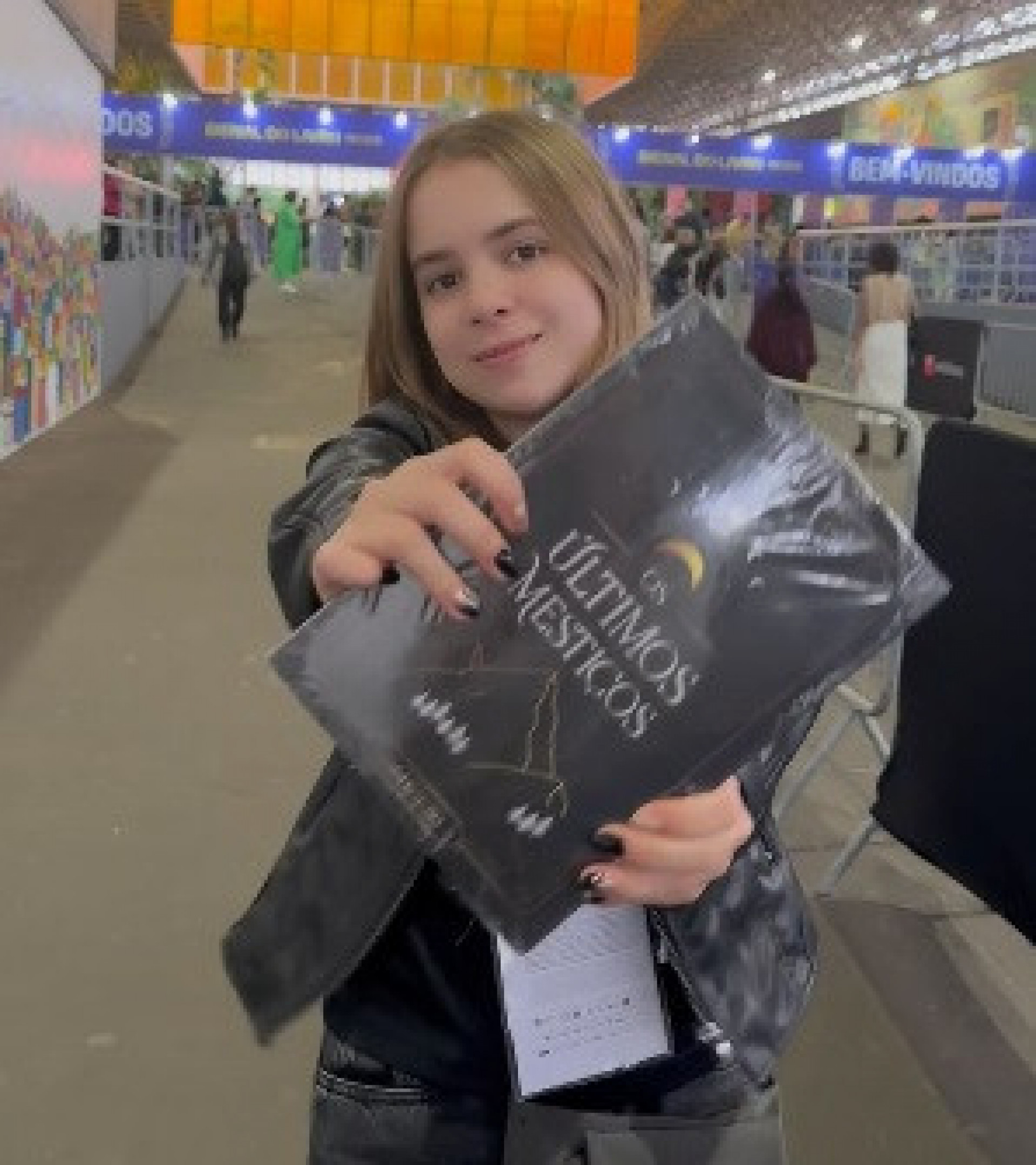 Emma Vieira é autora do livro 'Os últimos mestiços' - Reprodução/Instagram 