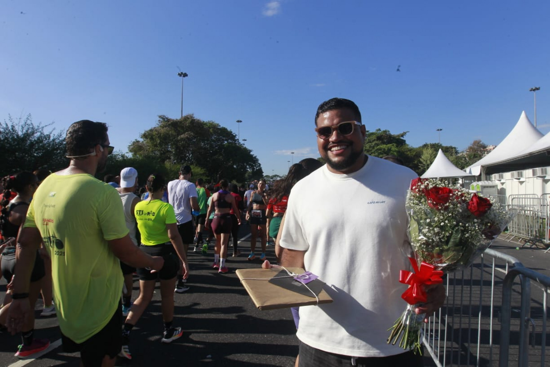 Pista de corrida foi palco para um pedido de namoro memorável - Reginaldo Pimenta/Agência O Dia