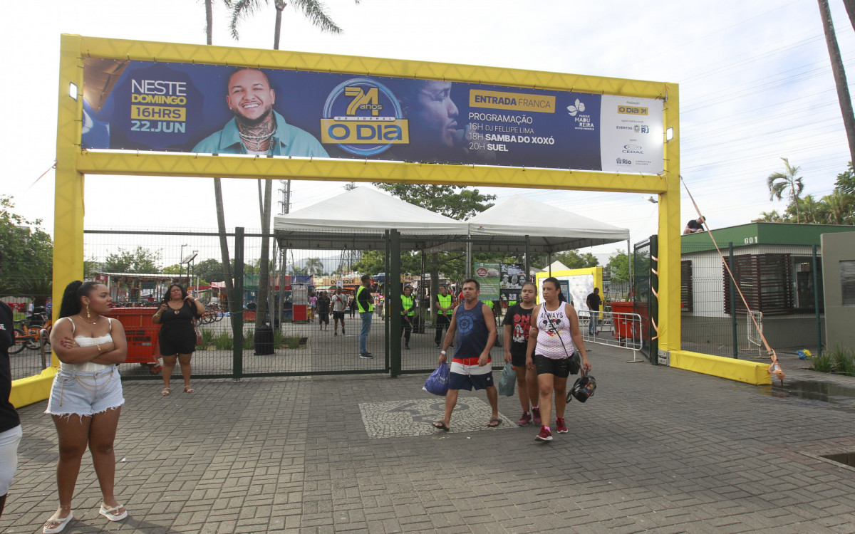 Aniversário 74 anos do Jornal O Dia, no parque Madureira, neste domingo (22).
