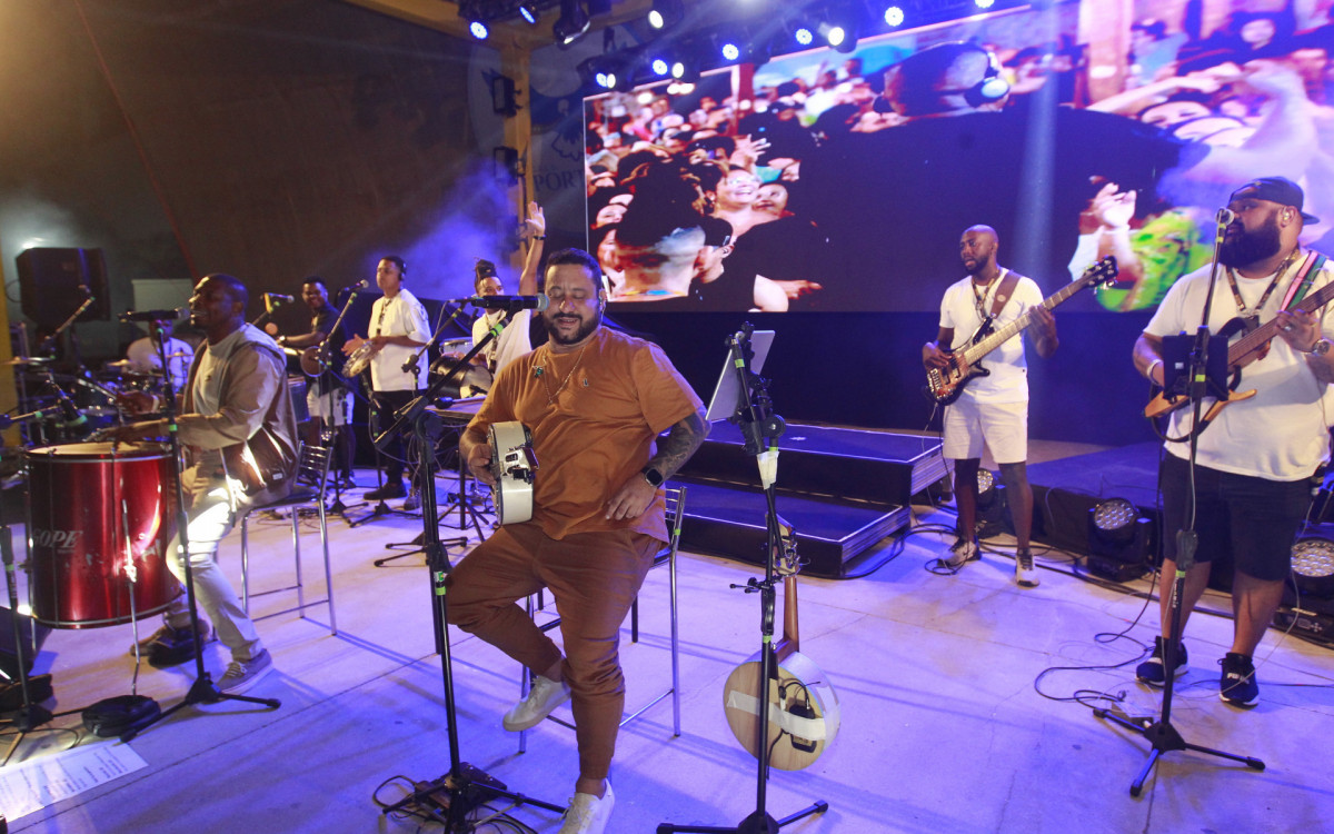 Aniversário 74 anos do Jornal O Dia, no parque Madureira, neste domingo (22).
