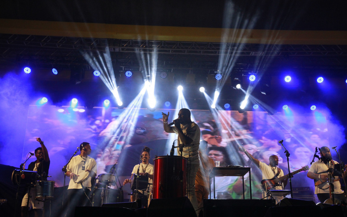 Aniversário 74 anos do Jornal O Dia, no parque Madureira, neste domingo (22).
