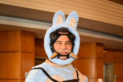 Looks de famosos chamam atenção na Parada LGBT+ de São Paulo