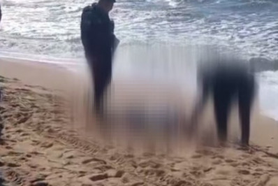 Polícia investiga morte de homem encontrado em praia de Cabo Frio