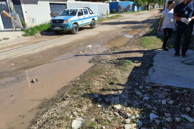Ligação clandestina de esgoto é descoberta em Rio das Ostras após denúncia
