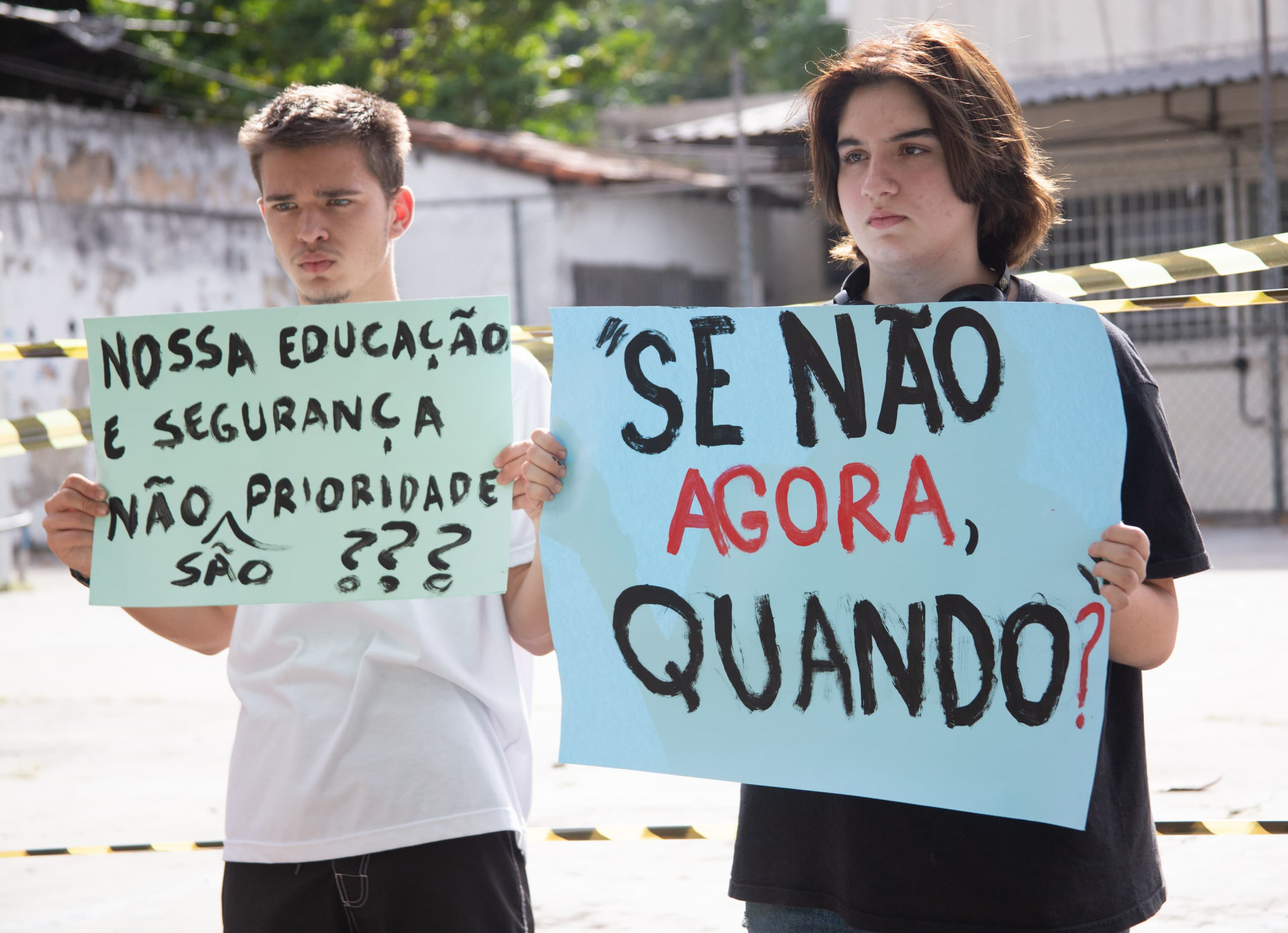 Alunos  protestaram em frente ao Colégio de Aplicação da UFRJ, na Lagoa - Érika Martin/Agência O Dia