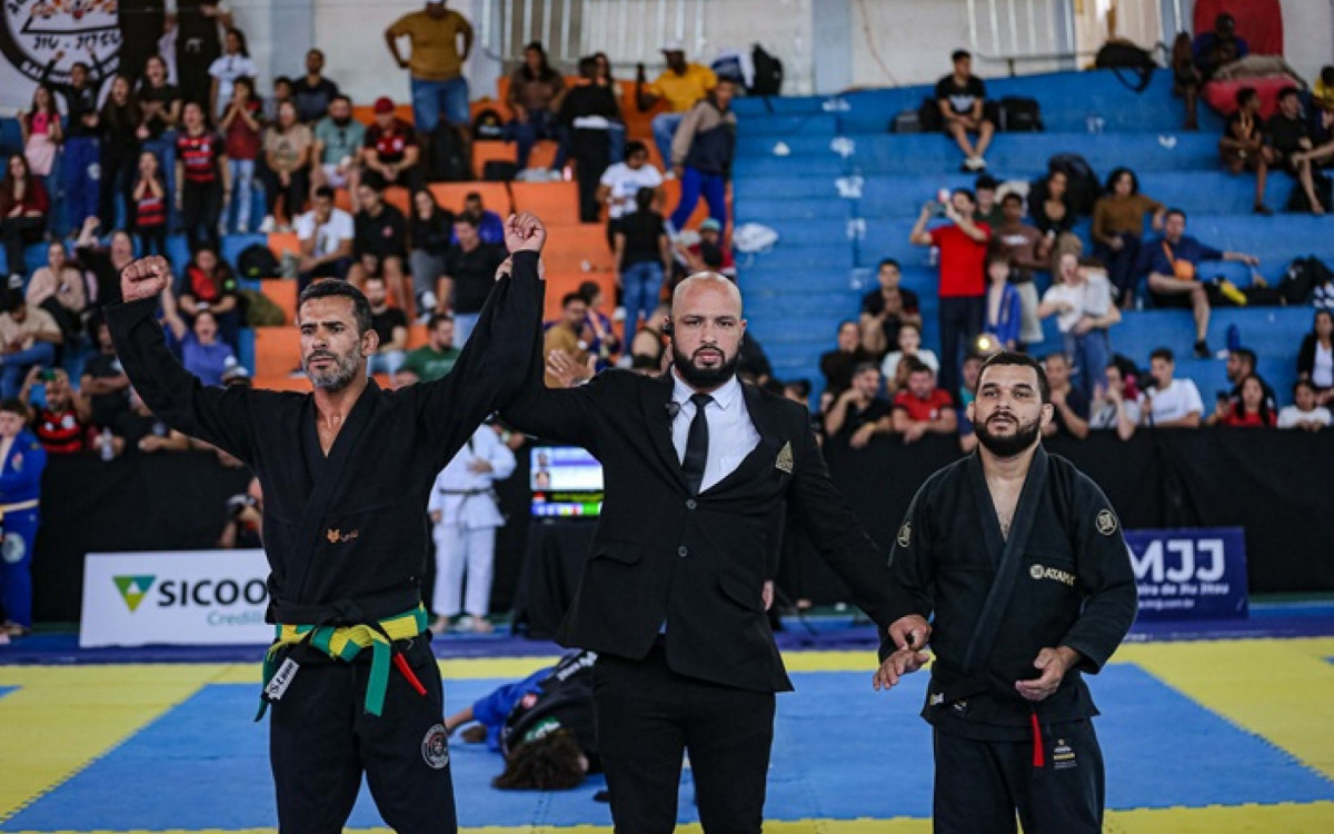 Alto nível marcou superlutas entre faixas-preta

