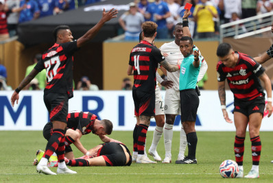 Atacante do Chelsea leva gancho por expulsão contra o Flamengo