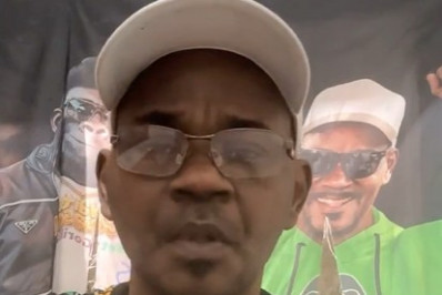 Funkeiro MC Cidinho está internado após ser encontrado desacordado e filha pede orações  