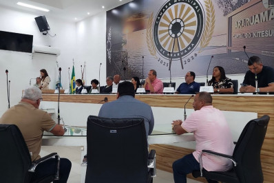 Araruama recebe importante audiência pública em defesa da Educação