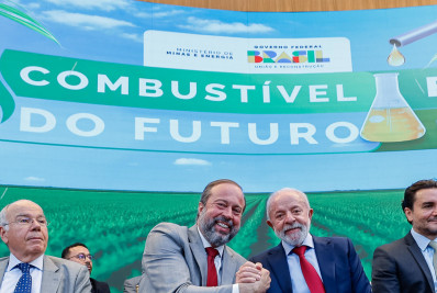 Lula: 'não tem possibilidade de alguém fazer discurso de que biocombustível compete com alimento'