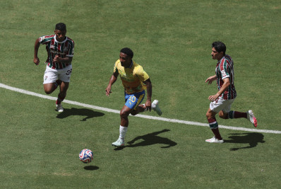 Brasileiro do Mamelodi celebra jogo contra o Fluminense: 'Experiência incrível'