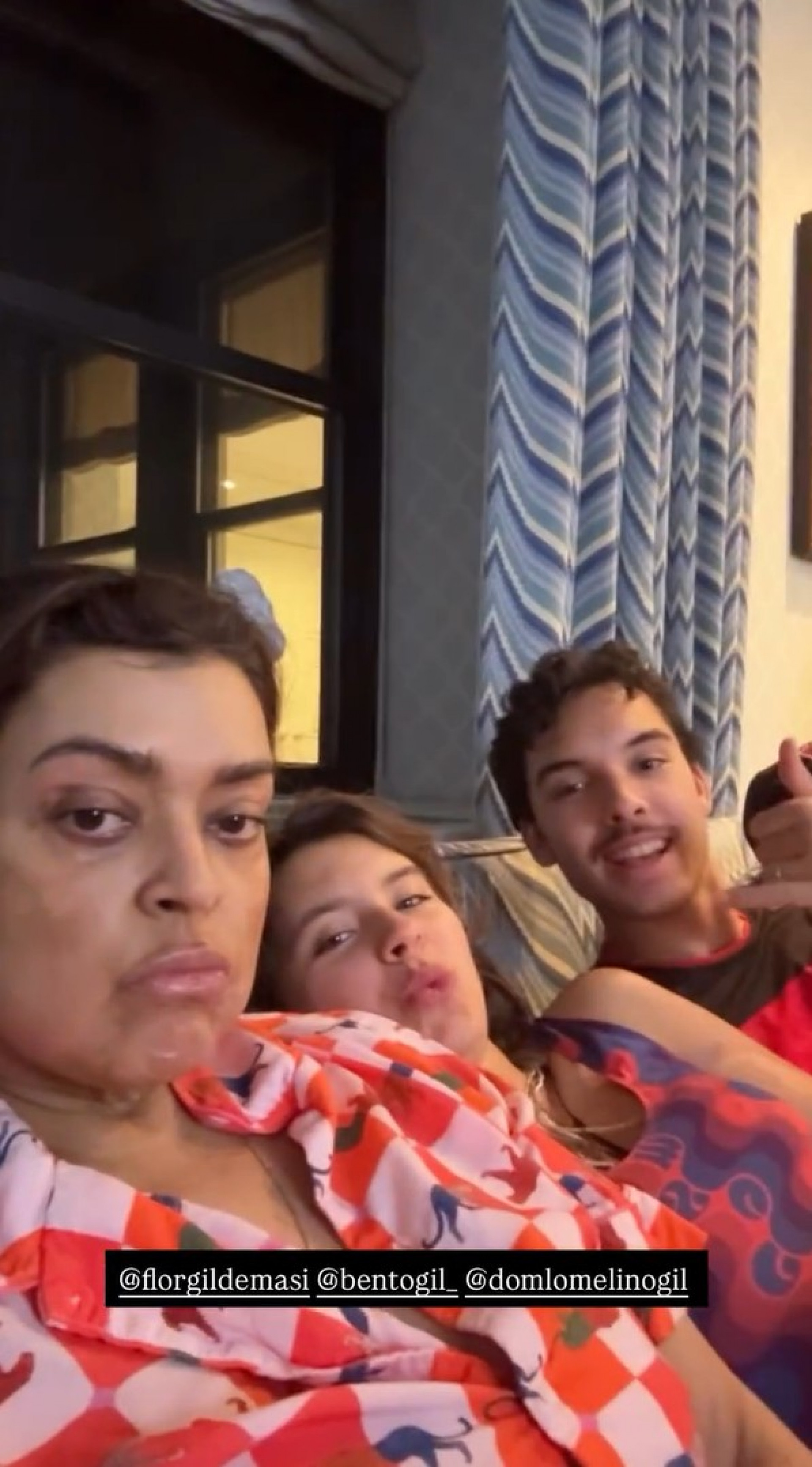 Preta Gil assiste ao jogo do Flamengo com os sobrinhos - Reprodução / Instagram