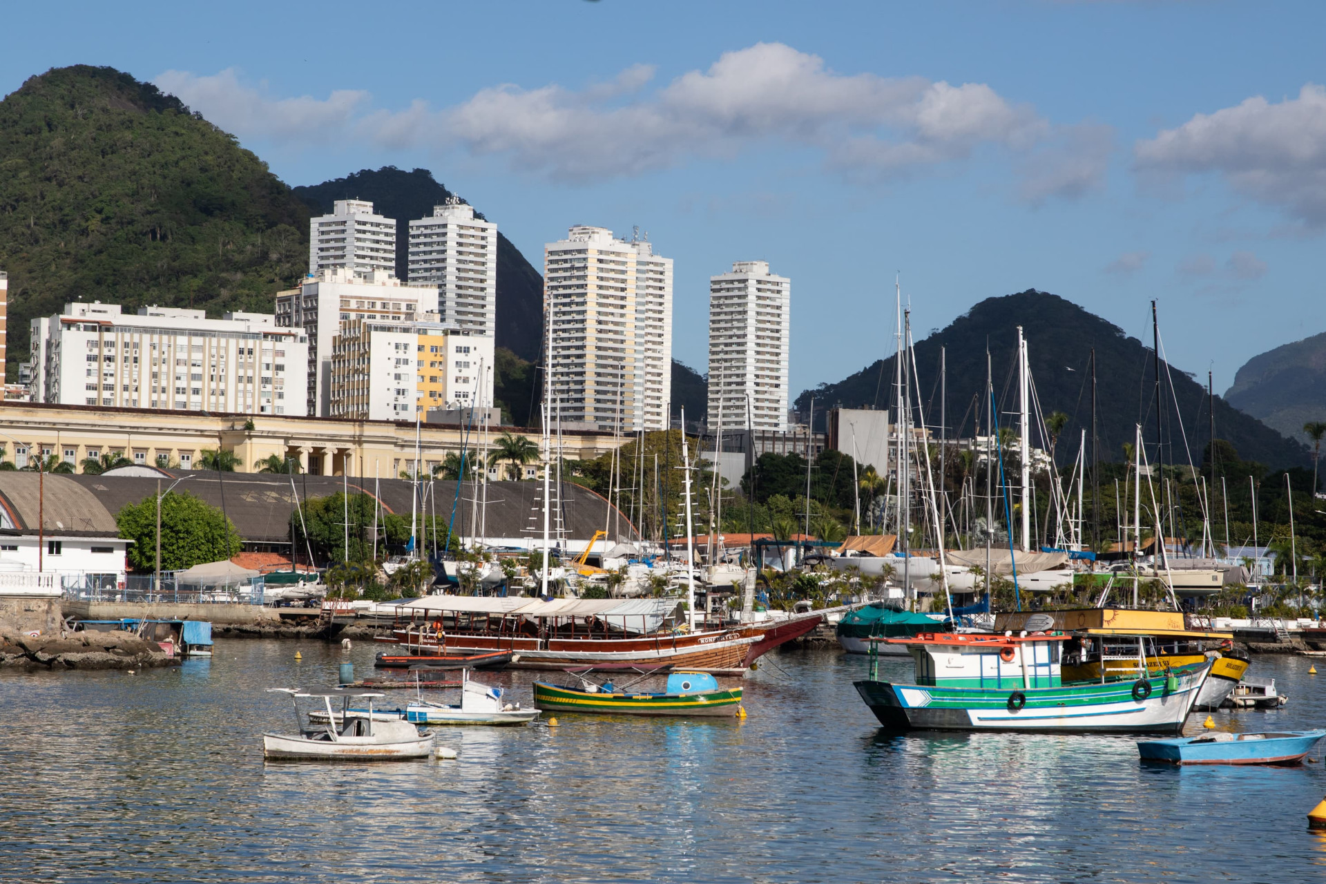 Vista da mureta da Urca, na Zona Sul do Rio, nesta quarta-feira (25) - Érica Martin/Agência O Dia