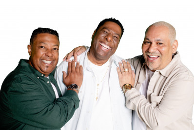 Chrigor, Netinho de Paula e Marcio Art levam pagode dos anos 90 para a Zona Oeste