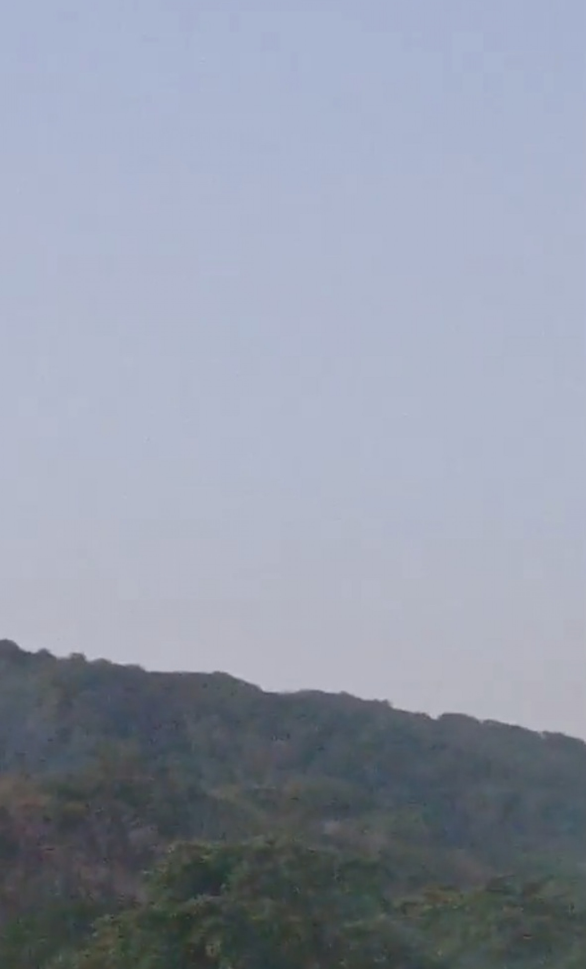 Moradores registraram mais um tiroteio no Juramento na tarde desta quinta (26)