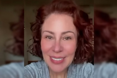 Carla Zambelli promete devolver apartamento funcional, mas terá que pagar multa por atraso