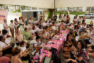 Roda de samba mensal ocupa Niterói com música, cultura popular e protagonismo feminino