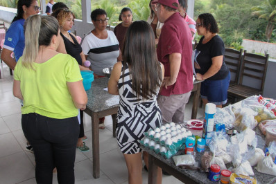 Oficina de bolos incentiva capacitação e geração de renda para mulheres em Barra Mansa
