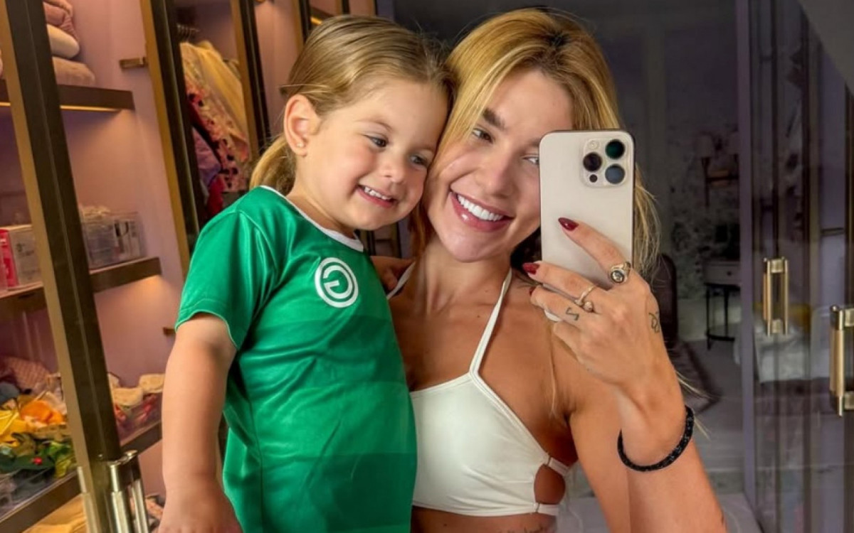 Maria Flor tem apenas dois anos de idade