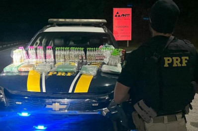 Motorista é preso pela PRF com 6 kg de maconha e 149 frascos de lança-perfume na BR-040