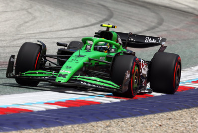 Lando Norris faz a pole e Bortoleto tem melhor desempenho em classificação