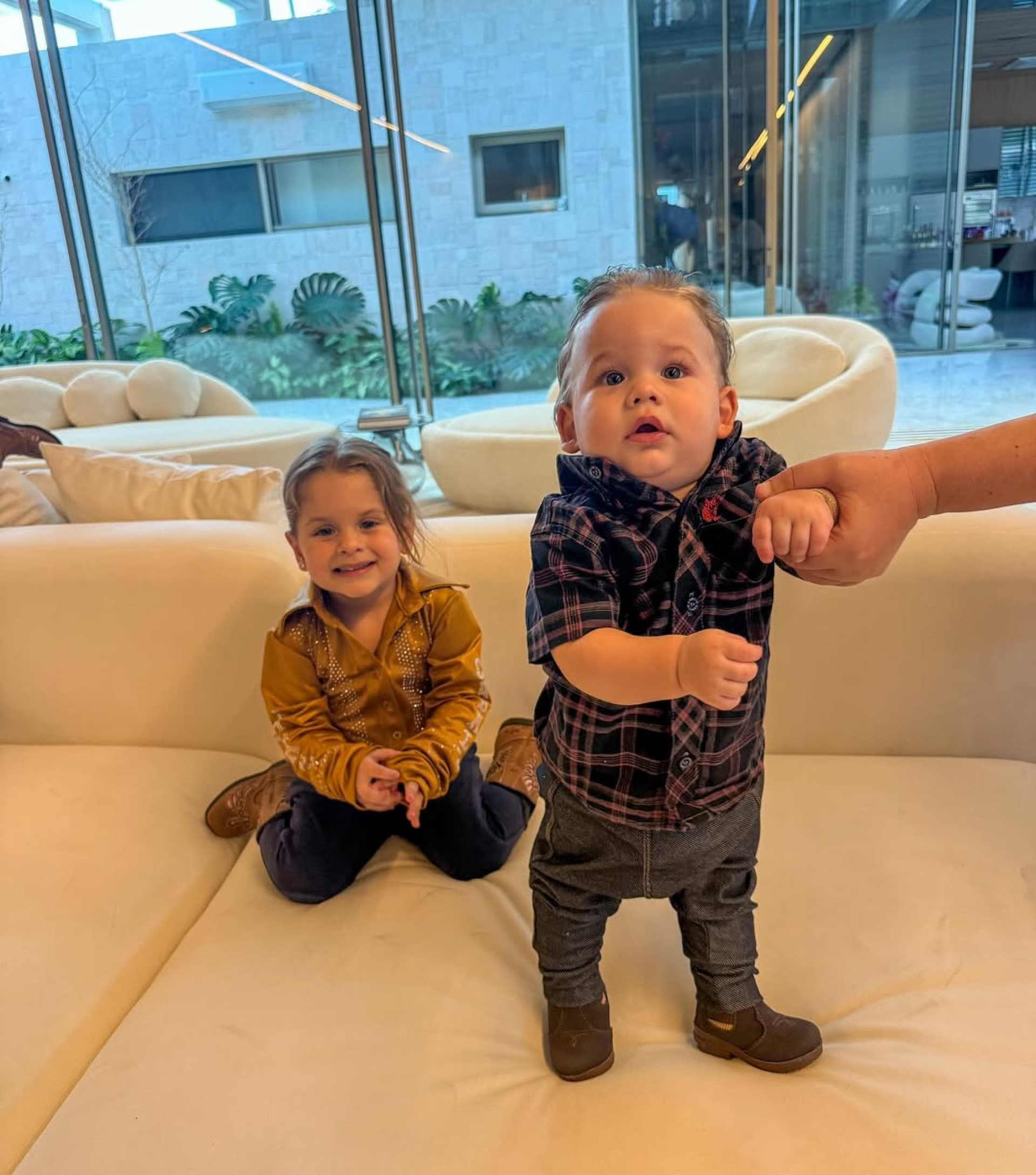 Maria Flor e José Leonardo - Reprodução / Instagram