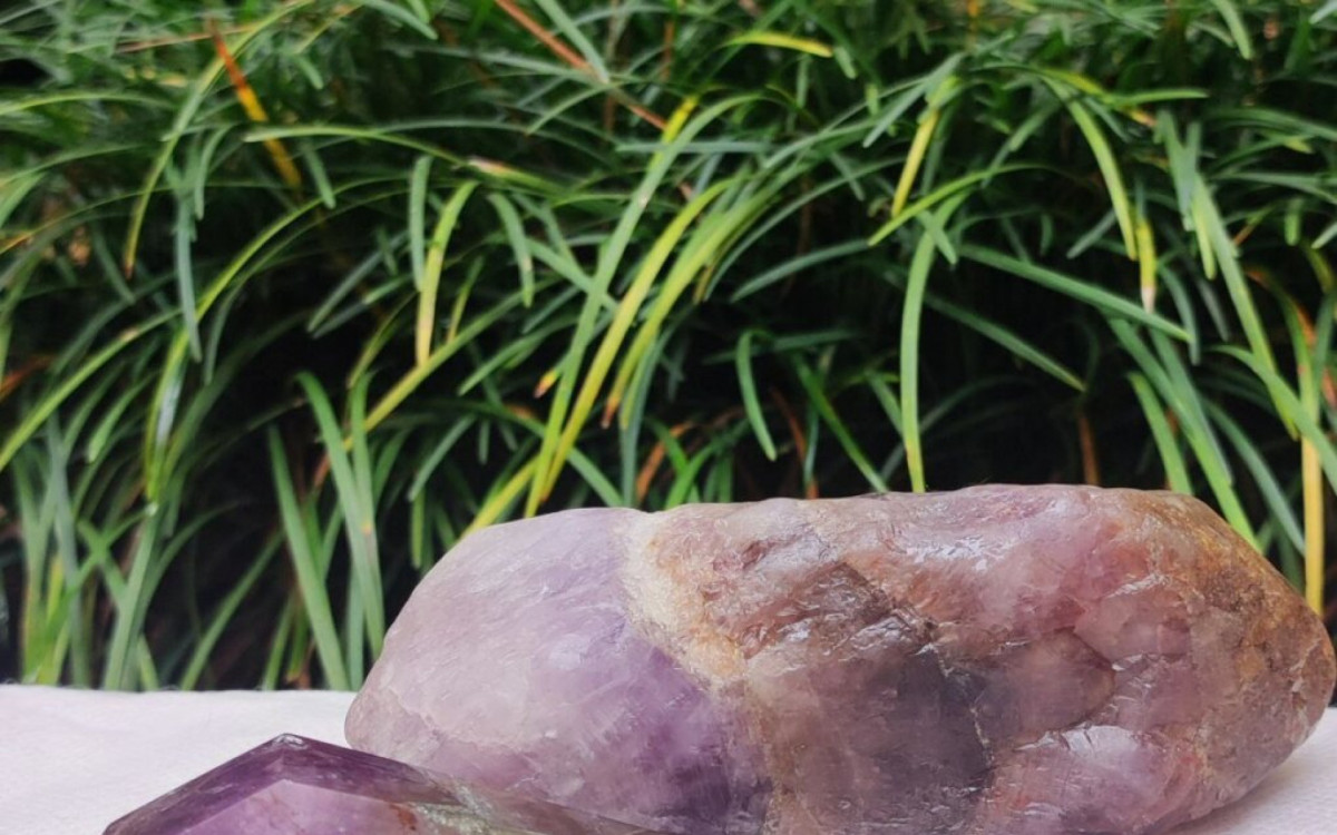 Super Seven: conhe&ccedil;a o cristal raro da expans&atilde;o espiritual