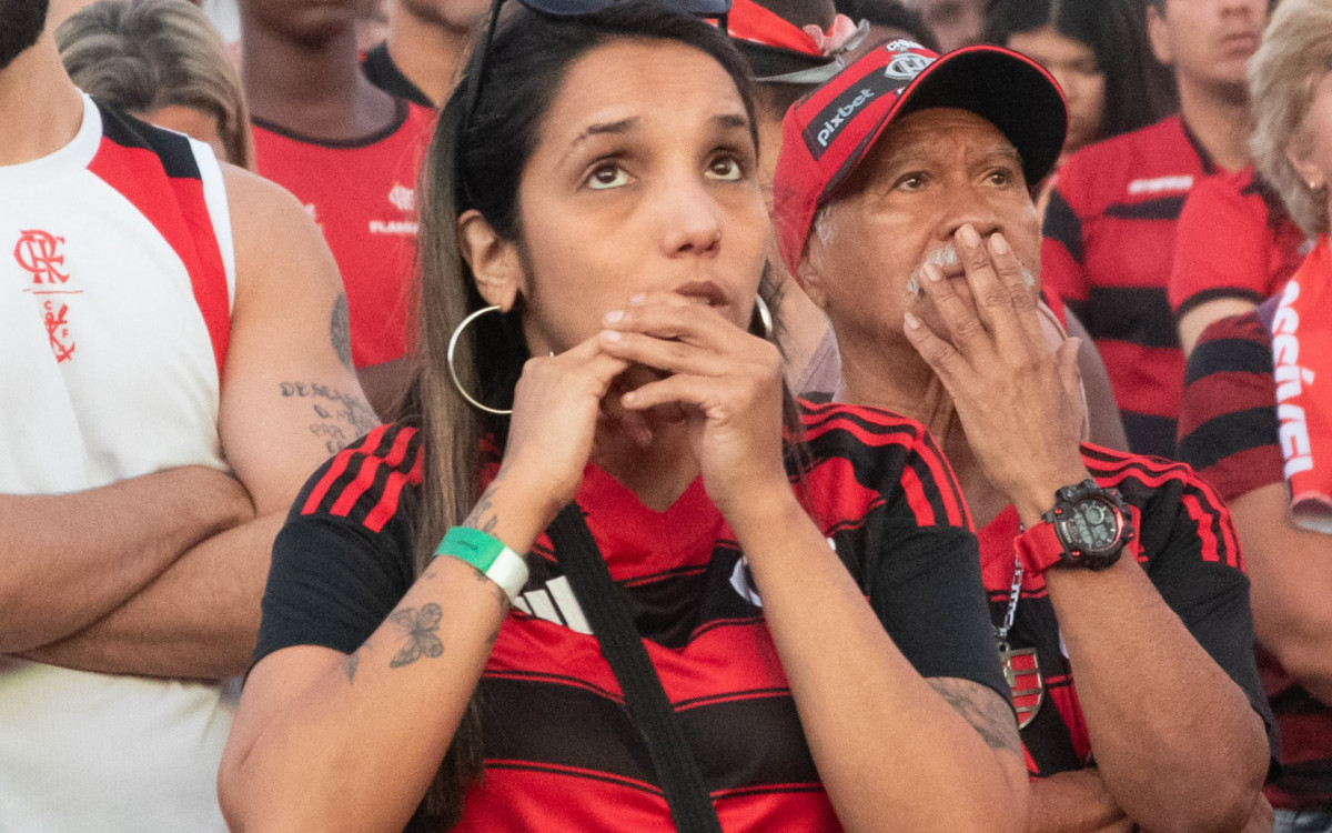Torcedores do Flamengo marcaram presença na Fan Zone do Mundial, em Copacabana