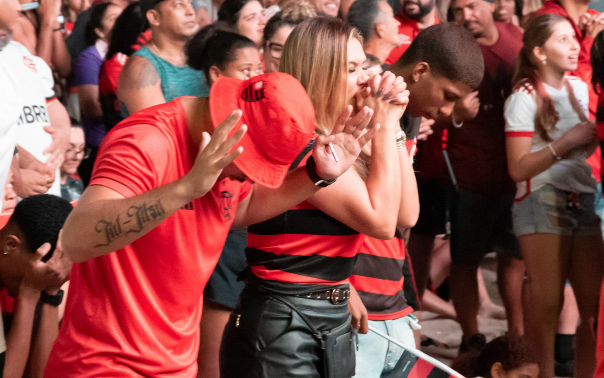 Torcedores do Flamengo marcaram presença na Fan Zone do Mundial, em Copacabana